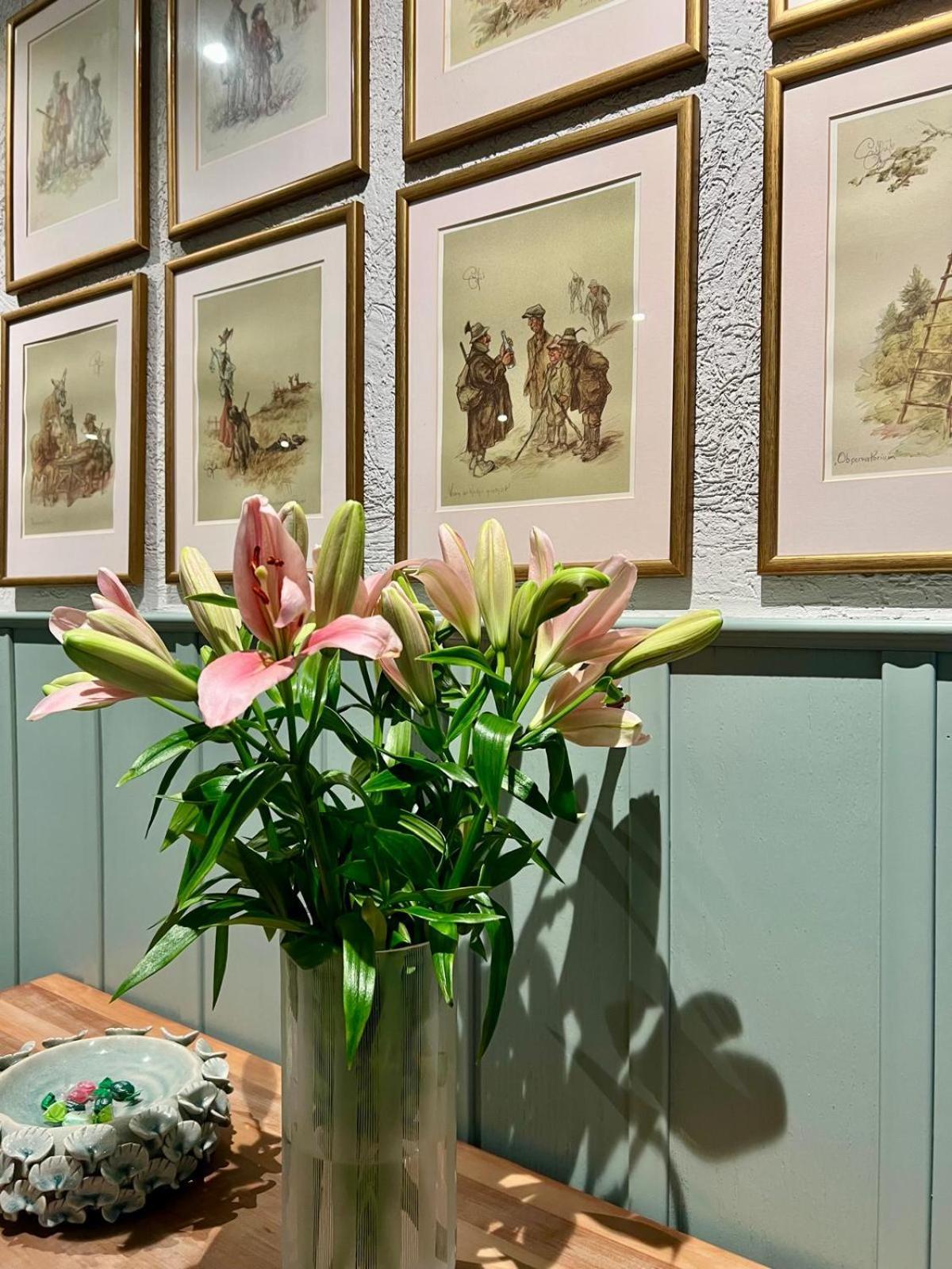 Gasthof Thuenauer Offenhausen ภายนอก รูปภาพ