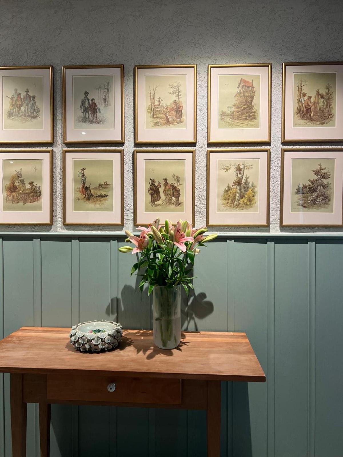 Gasthof Thuenauer Offenhausen ภายนอก รูปภาพ
